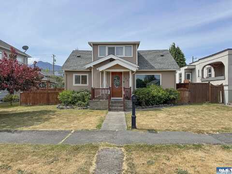 136 W 13th, Port Angeles, WA 98362