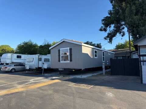 1490 East 6th Street, Beaumont, CA 92223