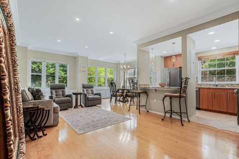 55 OCEANA DRIVE EAST, Brooklyn, NY 11235