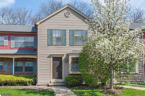 21 Great Horned Owl Ct, Allamuchy, NJ 07840