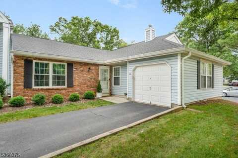 322 Shilling Dr, Franklin, NJ 08873