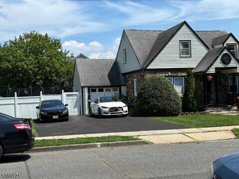 238 N 3Rd Ave, Manville, NJ 08835