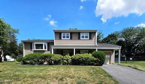15 Barker Rd, Franklin, NJ 08873