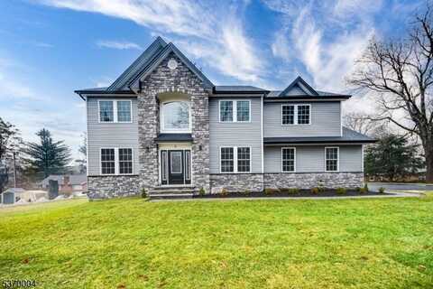 18 Whippoorwill Rd, Mount Olive Twp., NJ 07828