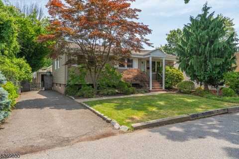 204 Franklin St, Northvale Boro, NJ 07647