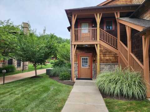4 Maple Cres, Vernon, NJ 07462