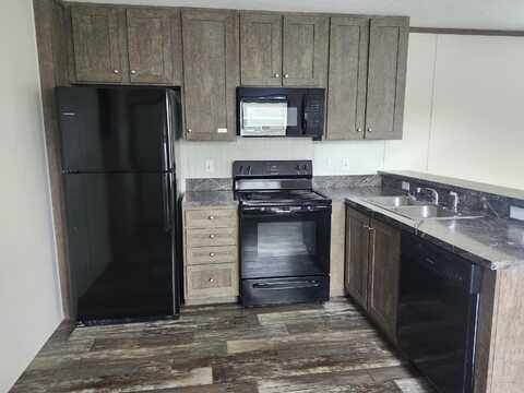 17 Bluebird Hill Drive, Orion Township, MI 48359
