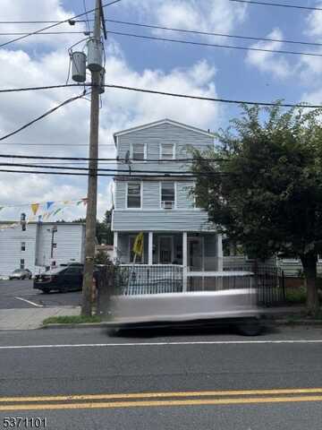 669 Scotland Rd, Orange, NJ 07050