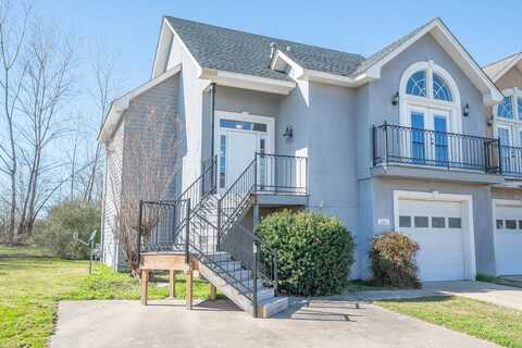 1301 St Andrews Ln, Starkville, MS 39759