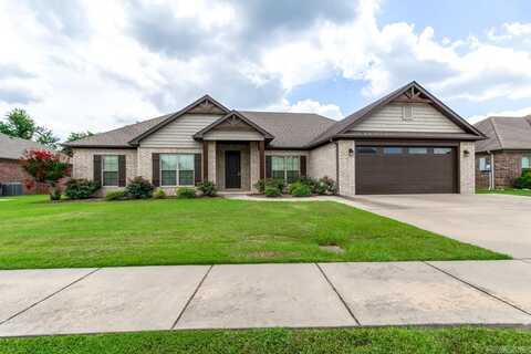 1720 JOSH Drive, Conway, AR 72034