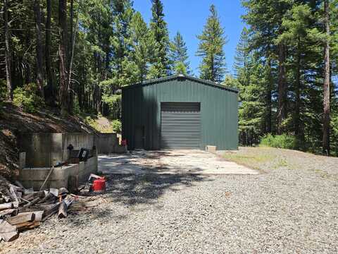 247 Twin Trees Lane, Benbow, CA 95542
