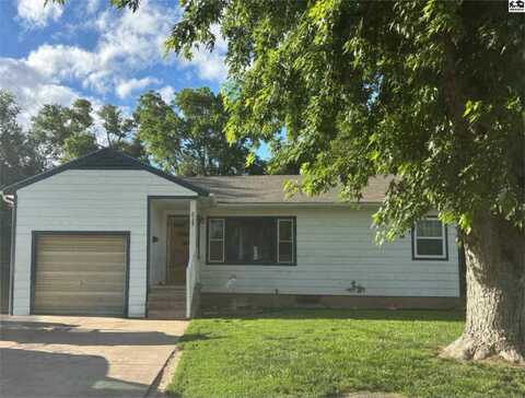 615 E Lyon, Lyons, KS 67554