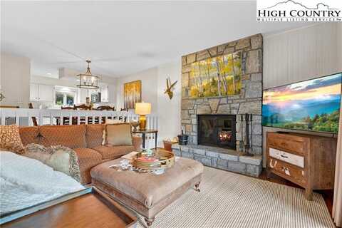 245 Evergreen Drive, Blowing Rock, NC 28605
