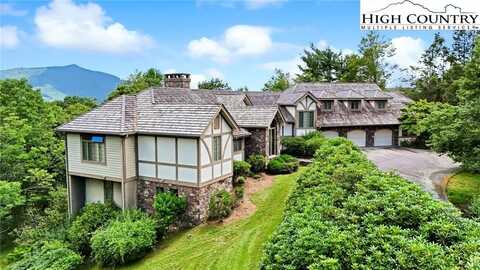 1158 Equestrian Drive, Banner Elk, NC 28604