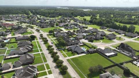 609 Renwick Blvd., Berwick, LA 70342