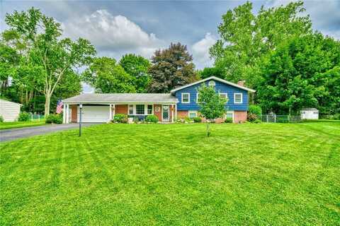 16 Harper Dr, Pittsford, NY 14534
