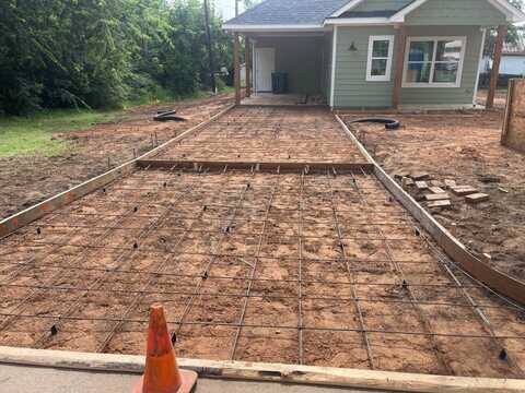410 N Houston Ave, Denison, TX 75021