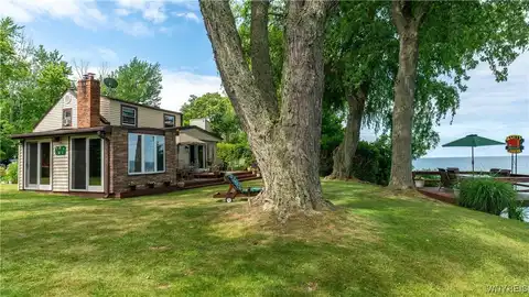 1759 Lake Road, Porter, NY 14174