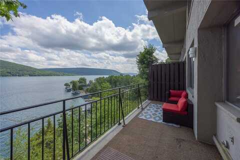 7 Cliffside Drive, South Bristol, NY 14424