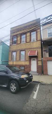 6807 SMITH AVE, North Bergen, NJ 07047