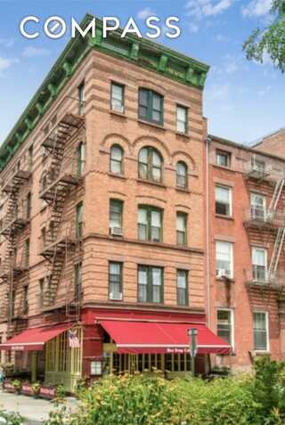 2 Bethune Street, New York, NY 10014