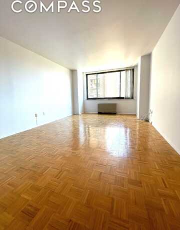 2000 Broadway, New York, NY 10023