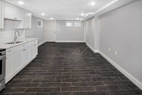 56 PARK ST, JC, Bergen-Lafayett, NJ 07304