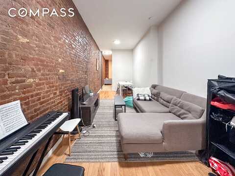 213 East 5th Street, New York, NY 10003