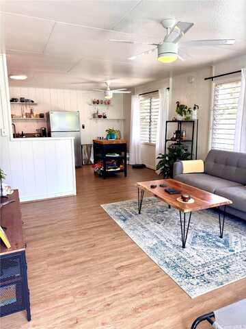 453 Ulupaina Street, Kailua, HI 96734