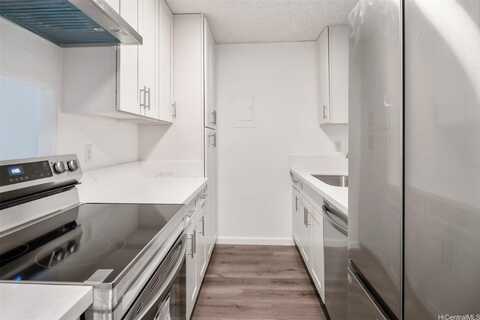 1215 Alexander Street, Honolulu, HI 96826