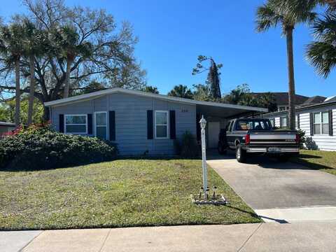 2310 Las Fuentes Dr, Port Orange, FL 32129