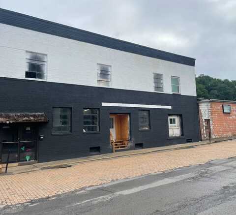 205 Riverview, Sutton, WV 26601