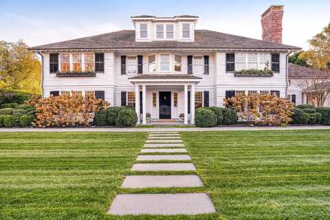 130 FURTHER LANE, East Hampton, NY 11937