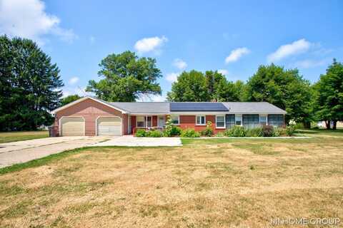 705 E MAIN STREET, FENNVILLE, MI 49408