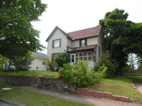 141 PEWABIC STREET, LAURIUM, MI 49913
