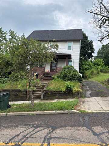 992 5TH AVENUE, AKRON, OH 44306