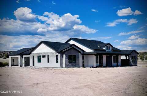1170 E Cougar Ridge Road, Paulden, AZ 86334