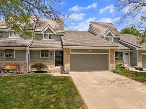 249 NE Edgewater Drive, Lees Summit, MO 64064