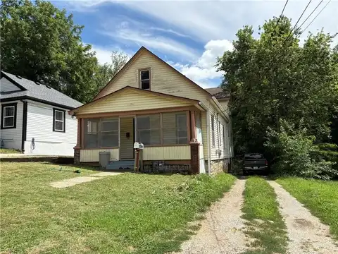 1215 Greeley Avenue, Kansas City, KS 66104