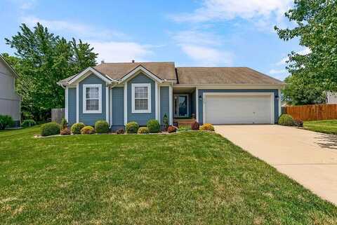 1229 Starbrooke Drive, Louisburg, KS 66053
