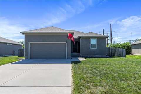 21904 Crystal Avenue, Peculiar, MO 64078