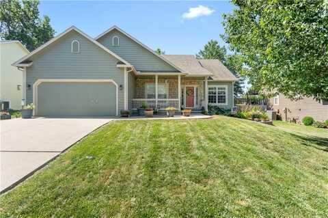 1111 W 13th Lane, Eudora, KS 66025