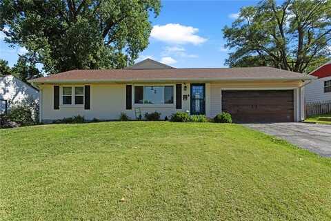 202 NW 65th Street, Gladstone, MO 64118