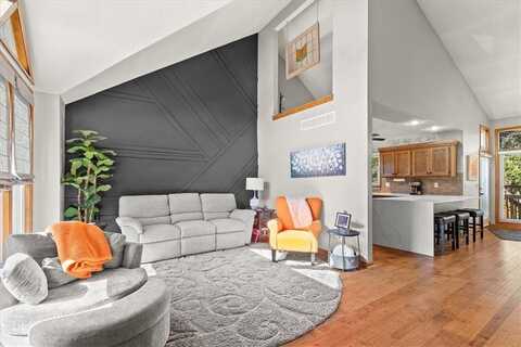 10320 N Baltimore Avenue, Kansas City, MO 64155