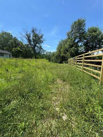5820 Jackson Avenue, Kansas City, MO 64130