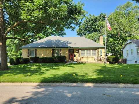 124 Redbud Lane, Belton, MO 64012