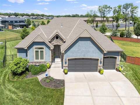 15992 W 173rd Court, Olathe, KS 66062