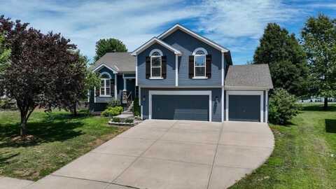 11039 N Skiles Avenue, Kansas City, MO 64157