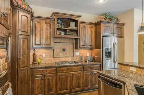 3536 SW Dana Avenue, Lees Summit, MO 64082