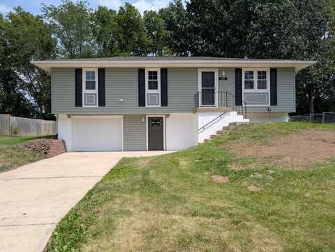 2205 S Owing Street, Oak Grove, MO 64075